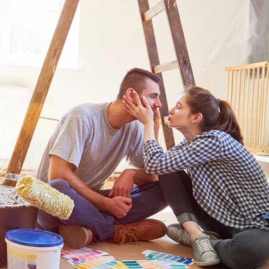 Zusammenziehen und Geld sparen